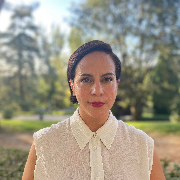 Elaine Peña