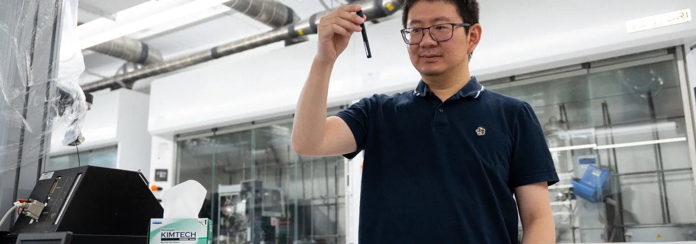 Smart chemistry: Chenfeng Ke designs materials that mimic nature