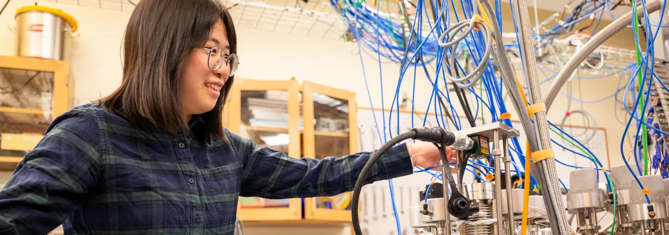 Pacific rock samples offer a glimpse of an active Earth 2.5 billion years ago