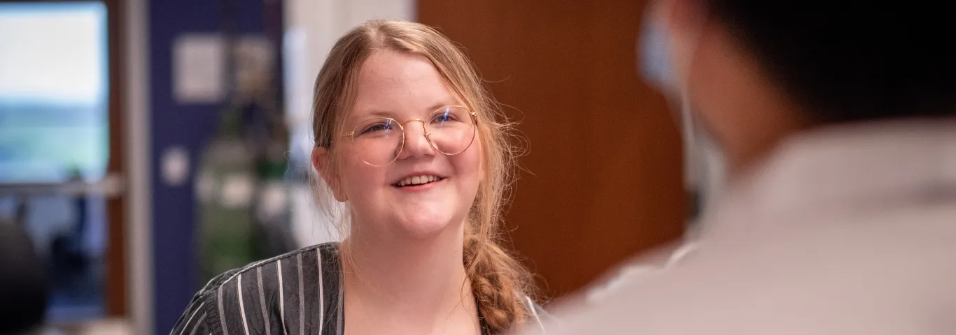 Makenna Fluegel pays it forward