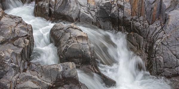 River flowing over rocks and Johnson's Shut-Ins State Park